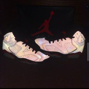 Reflective 6s size 10 like new